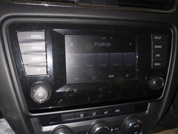Octavia III wyświetlacz radia tablet 5E0919605