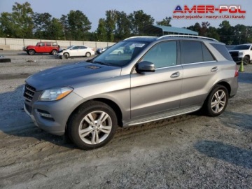 Mercedes Klasa M W166 2015 Mercedes-Benz ML 2015 Mercedes-Benz ML 350 4MATIC 3.5 Benzyna 302KM