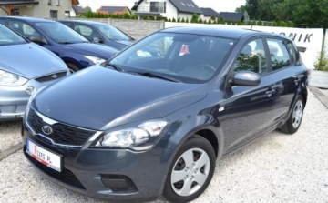 Kia Ceed I Hatchback 5d Facelifting 1.4 DOHC CVVT 90KM 2010 Kia Ceed Bezwypadkowe - Niski przebieg - Oplacony Faktura Vat Marza 1.4, zdjęcie 10