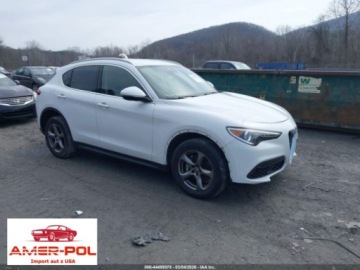 Alfa Romeo Stelvio SUV Facelifting 2.0 Turbo 280KM 2021 Alfa Romeo Stelvio 2021 ALFA ROMEO STELVIO AWD 2.0 Benzyna 280KM