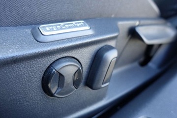 Volkswagen Passat B8 Variant Facelifting 2.0 TDI SCR 150KM 2020 Volkswagen Passat Volkswagen Passat Variant, 1rej 2021, 2.0 TDI 150KM, DSG, zdjęcie 16