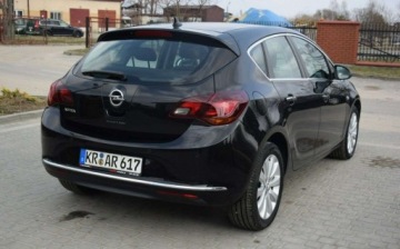 Opel Astra J GTC 1.4 Turbo ECOTEC 120KM 2013 Opel Astra 1.4 TB Navi 142 TYS KM PDC Sprowadzony Oplacony 1.4 Benzyna, zdjęcie 8