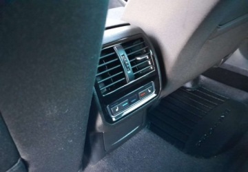 Volkswagen Passat B8 Variant 2.0 TDI BlueMotion SCR 150KM 2019 Volkswagen Passat Cena Brutto 2.0 Diesel 150KM, zdjęcie 15