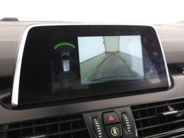 BMW Seria 2 F22-F23-F45-F46 Gran Tourer 218d 150KM 2017 BMW 218 2.0d Automat Gran Tourer Advantage, zdjęcie 23