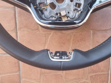 КОЖАНЫЙ РУЛЬ SKODA OCTAVIA IV С ПОДКЛАДКОЙ