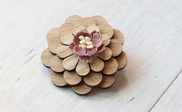 Деревянная элегантная булавка для костюма ASTER