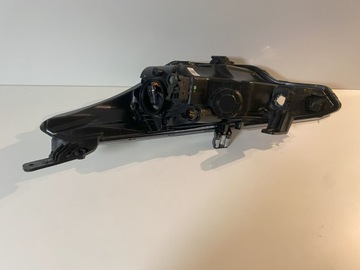 HYUNDAI I20 2 II SVĚTLO PRAVÁ PŘEDNÍ EVROPA ORIG. 92102-C8 ČOČKA + LED