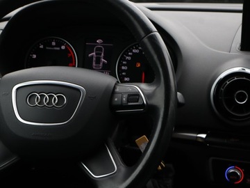 Audi A3 8V Hatchback 3d 1.4 TFSI 122KM 2014 Audi A3 1.4 TFSI, Salon Polska, Skóra, Xenon, zdjęcie 19