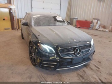 Mercedes Klasa E W213 2020 Mercedes-Benz Klasa E Amg e 53 4matic 3.0 Benzyna 429KM, zdjęcie 2