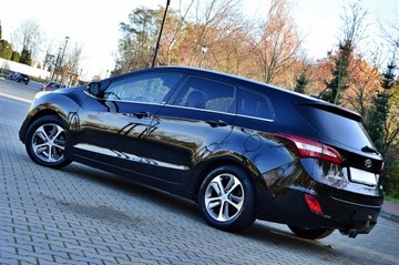 Hyundai i30 II Wagon 1.6 CRDi 110KM 2015 Hyundai i30 1,6 CRDi Ledy Duża Navi Kamera, zdjęcie 1