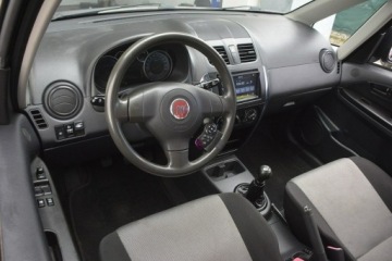 Fiat Sedici 1.6 16v 120KM 2012 Fiat Sedici 1.6 16V Dynamic 4x4 gwarancja przebieg, zdjęcie 15