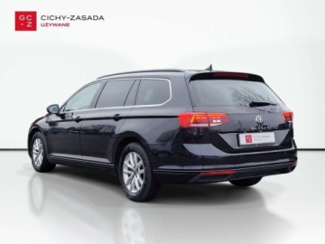 Volkswagen Passat B8 Variant Facelifting 2.0 TDI SCR 150KM 2021 Volkswagen Passat Variant Faktura VAT Hak Navi Grzane fotele 2.0 Diesel, zdjęcie 2