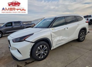 Toyota Highlander III 2021 Toyota Highlander XLE 2021 3.5 Benzyna 295KM