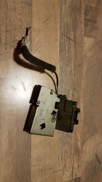 FORD MONDEO MK3 ZAMEK KLAPY bagażnika