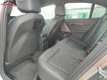 BMW Seria 5 G90-91 2023 BMW Seria 5 M PAKIET PRO GWARANCJA Kamery 360 Zarejestrowany Mozliwa zamia, zdjęcie 6