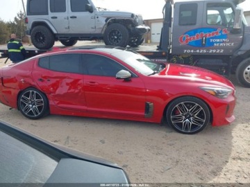 Kia Stinger 2022 Kia Stinger GT1 2022 3.3 Benzyna 368KM, zdjęcie 6