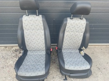 VW Caddy III fotel fotele 10-15r