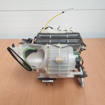 NADRZEWNICA KLIMY WENTYLATOR CITROEN C4 II DS4