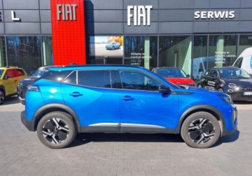 Peugeot 2008 II SUV Facelifting 1.2 PureTech 130KM 2024 Peugeot 2008 Allure EAT8 1.2 Benzyna 130KM, zdjęcie 3