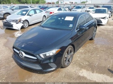 Mercedes Klasa A W177/V177 2021 Mercedes-Benz Klasa A Mercedes-Benz A 220 2.0 Benzyna 188KM, zdjęcie 2