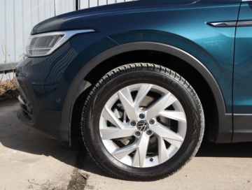 Volkswagen Tiguan II SUV Facelifting 2.0 TSI 190KM 2022 VW Tiguan 2.0 TSI, Salon Polska, 1. Właściciel, zdjęcie 14