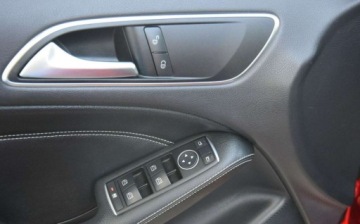 Mercedes Klasa B W246 Sports Tourer 180 CDI BlueEFFICIENCY Edition 109KM 2014 Mercedes-Benz Klasa B 1.5D Navi Kamera Oryginal lakier Sprowadzony Oplacony, zdjęcie 37
