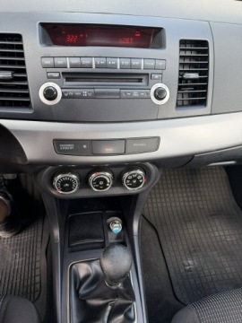 Mitsubishi Lancer IX Sedan 1.6 MIVEC 117KM 2011 Mitsubishi Lancer 1.6 16v 117KM I właśc Brak, zdjęcie 15