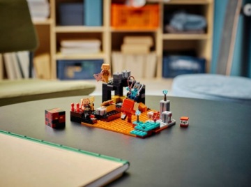 LEGO Minecraft 21185 Бастион Пустоты