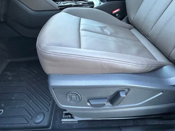 Audi Q5 II SUV Facelifting 2.0 40 TDI 204KM 2025 AUDI Q5 TDI quattro S line Suv 2.0 204KM 2025, zdjęcie 5