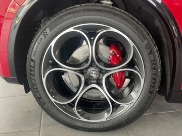 Alfa Romeo Stelvio SUV Facelifting 2023 2.2 JTDM 210KM 2025 ALFA ROMEO Stelvio JTDM Veloce Q4 Suv 2.2 (210KM) 2025, zdjęcie 3