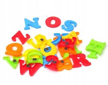 МАГНИТНЫЕ БУКВЫ НА БЛИСТЕРЕ ДРОМАДЕРА