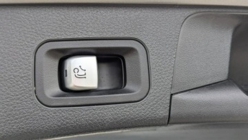 Mercedes Klasa C W205 Kombi 200 BlueTEC 136KM 2015 Mercedes C 200 1.6CDi 136PS OPŁACONY Bezwypadkowy, zdjęcie 29