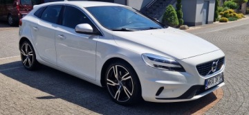 Volvo V40 II Hatchback Facelifting 2.0 D3 150KM 2016 Volvo V40 2.0D 150KM, Rdesign, Półskóra, Full Led.POLECAM!, zdjęcie 2