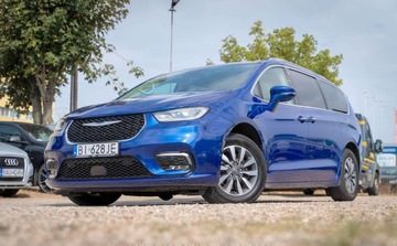 Chrysler Pacifica II 3.6 V6 Hybrid 264KM 2021 Chrysler Pacifica Chrysler Pacifica 3.6 eHybrid 264KM 3.6 Hybryda 264KM, zdjęcie 1