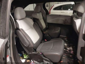 Toyota Sienna III 2023 Toyota Sienna 2023 TOYOTA SIENNA XSE 2.5 Hybryda 189KM, zdjęcie 12