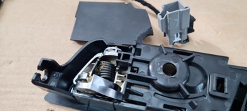 РУЧКА ВНУТРЕННЕЙ ДВЕРИ MUSTANG VI LIFT GT ЛЕВАЯ ПЕРЕДНЯЯ FR3B-6322601-A