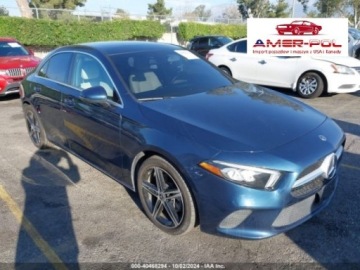 Mercedes Klasa A W177/V177 2021 Mercedes-Benz Klasa A 220, 2021r., 2.0L 2.0 Benzyna 188KM