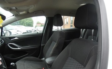 Opel Astra K Hatchback 5d 1.4 Turbo 125KM 2019 Opel Astra K 2019r, Salonowa, 1.4 Benzyna, Uszkodzony przod. VAT 23 1.4, zdjęcie 8