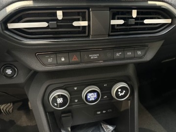 Dacia Jogger 1.0 TCe 110KM 2025 Od ręki - Journey 7-miejsc 1.0 TCe 110KM, zdjęcie 8