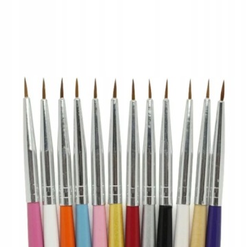 ДЕКОРАТИВНАЯ КИСТОЧКА для акварельных кружевных украшений.