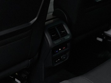 Volkswagen Tiguan II SUV 2.0 TSI 190KM 2020 Volkswagen Tiguan Volkswagen Tiguan 2.0 TSI 190 KM 4Motion DSG Highline 2, zdjęcie 17