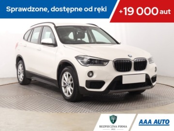 BMW X1 F48 2018 BMW X1 sDrive18i, Salon Polska, Automat, Navi