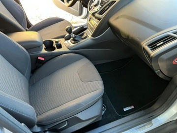 Ford Focus III Kombi 1.6 EcoBoost 150KM 2012 Ford Focus 1.6i Titanium, zdjęcie 18