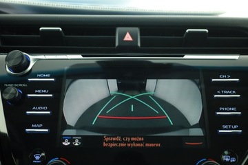 Toyota Camry IX Sedan 2.5 Hybrid Dynamic Force 218KM 2020 Toyota Camry 2.5 Hybrid, Salon Polska, zdjęcie 13