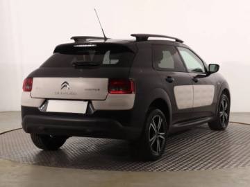 Citroen C4 Cactus Crossover 1.2 PureTech 82KM 2017 Citroen C4 Cactus 1.2 PureTech, Salon Polska, zdjęcie 4