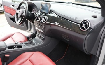 Mercedes Klasa B W246 Sports Tourer 180 CDI BlueEFFICIENCY Edition 109KM 2014 Mercedes-Benz Klasa B Tempomat, Grzane Fotele, Martwe Pole, Czujniki Pakow, zdjęcie 11