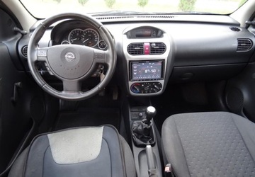 Opel Corsa C 1.2 ECOTEC 75KM 2003 Opel Corsa 1.2ben,klima,centralny zamek,oplacona gotowa do rej. 1.2 75KM, zdjęcie 5
