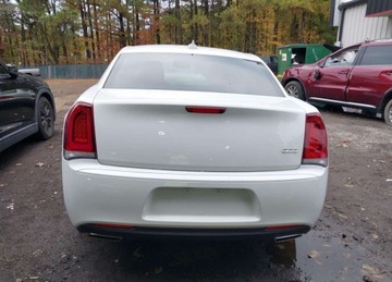 Chrysler 300C II 2019 Chrysler 300 Touring, V6, od ubezpieczalni 3.6 Benzyna 292KM, zdjęcie 6