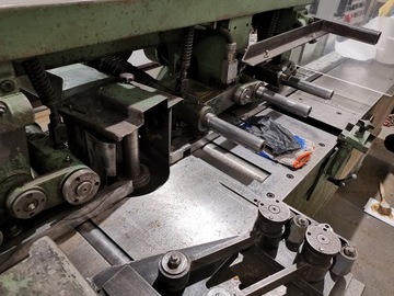 Weinig U22N 4-сторонний строгальный станок, 6 шпинделей + 1 универсальный