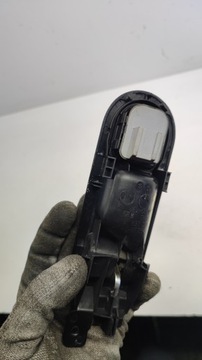 KLAMKA WEWNĘTRZNA LEWY PRZÓD VOLKSWAGEN BORA